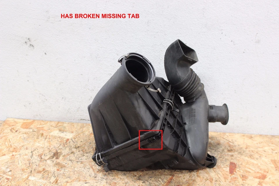 Conjunto de caja de filtro limpiador de admisión de aire Mercedes Clase CLK L70401 1998-2002 FABRICANTE DE EQUIPOS ORIGINALES Foto 2 de 4