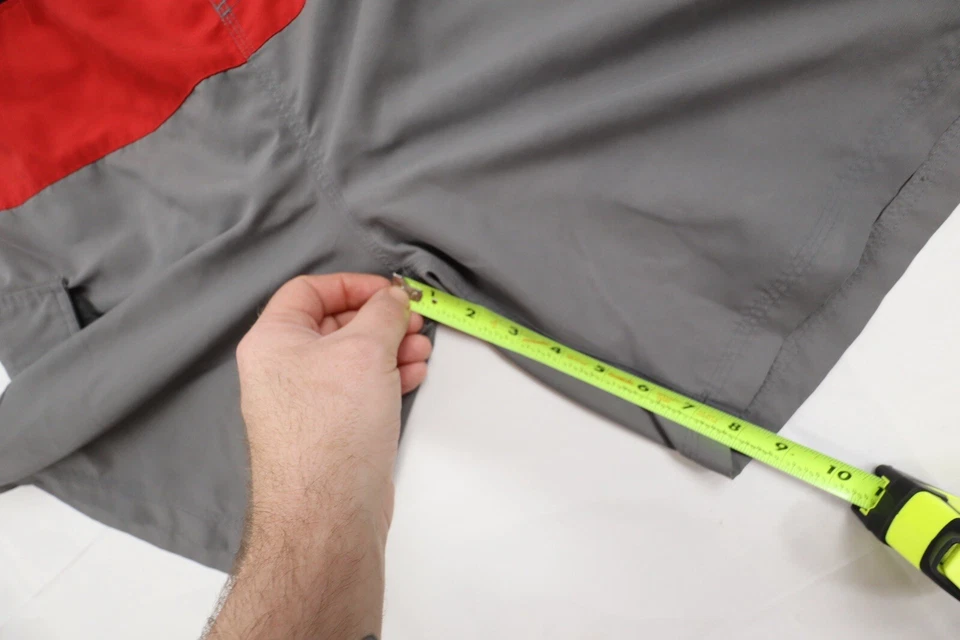 Trader Bay Men's Medium (M) Black Red Gray Mesh Lined Swimming Swim Shorts - Image 2 of 4