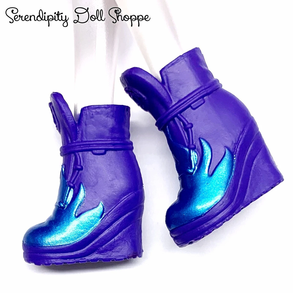 Descendants 3 boots shop for girls