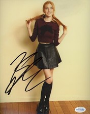 Katherine Kat McNamara Sexy Autographed Signed 8x10 Photo ACOA 2020-2