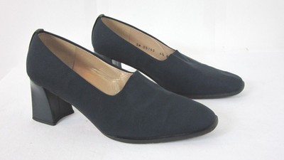 navy blue designer heels