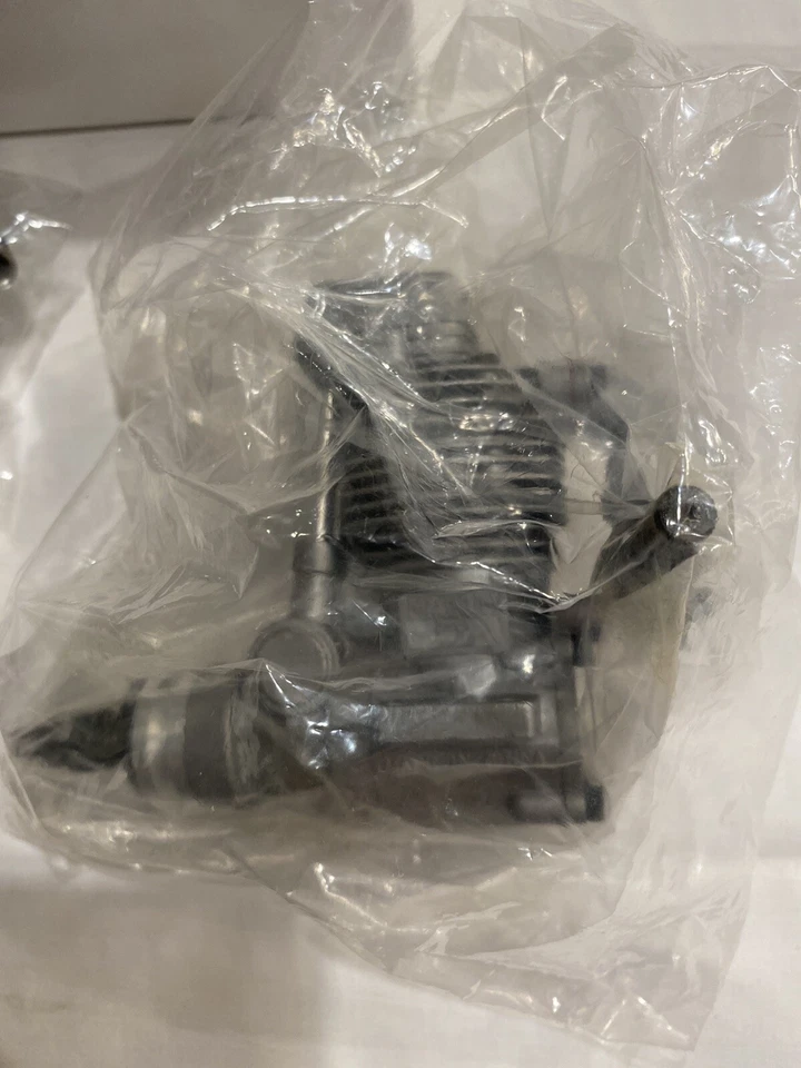 Magnum XL FS52AR 4 CYCLE AIRPLANE Engine w/ Muffler NIB w/ Paperwork #210980 - Image 2 of 4