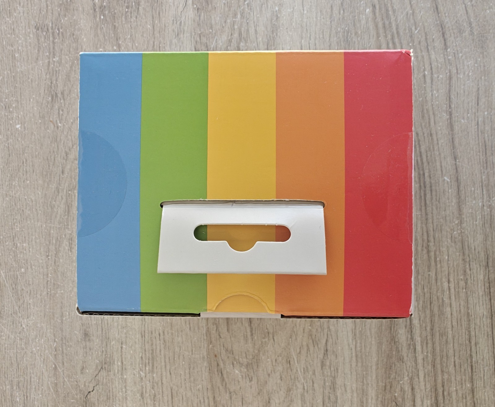 polaroid now instant camera – design et finitions