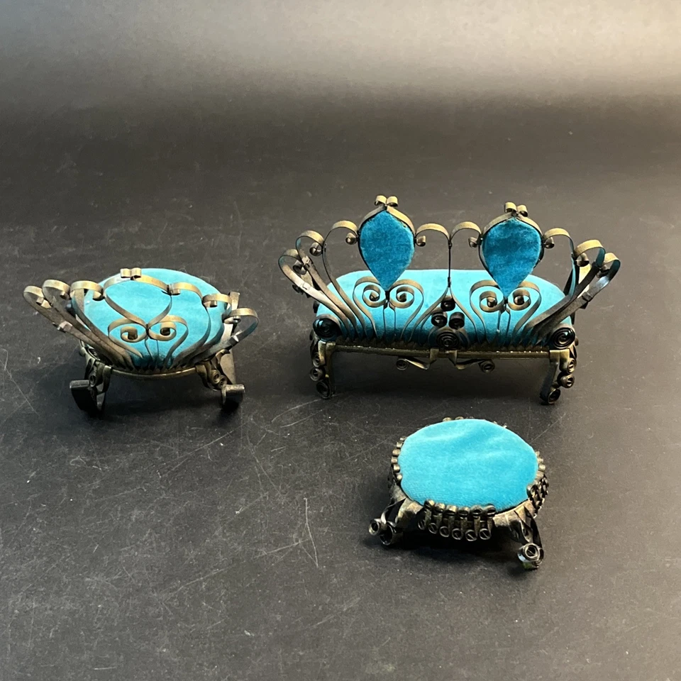 Juego de mecedora otomana de terciopelo azul otomana con asiento de muñecas hecha a mano de colección Foto 4 de 4