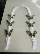 Money Lei (Graduation, Retirement, Special Occasion) CLASSY ALL WHITE OPEN LEI