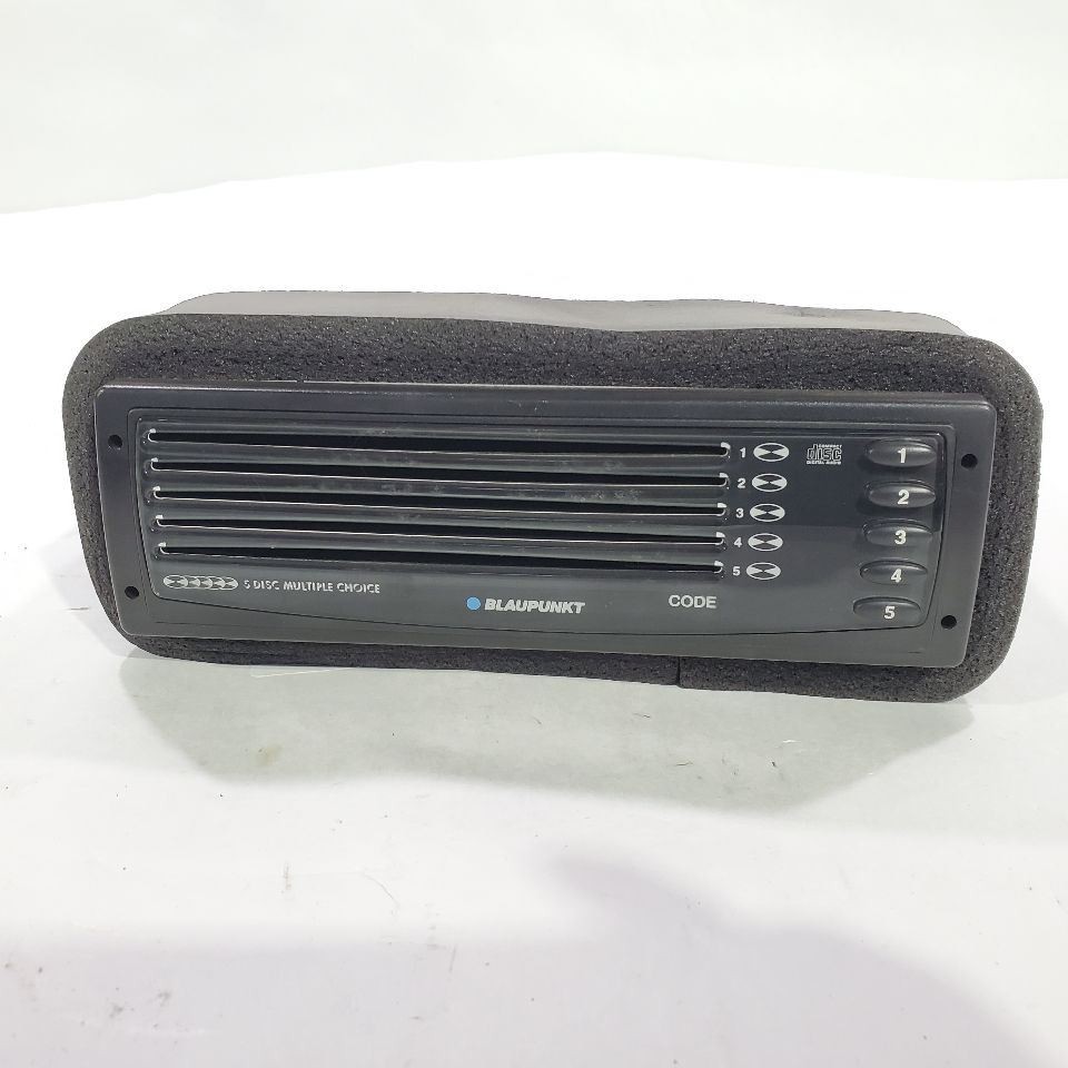 2003 Maserati Spyder Cambiocorsa OEM 5 Disc Changer Receiver Radio e1021538