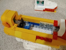 LEGO The Beatles Yellow Submarine 21306 Incomplete Read Missing Pieces 