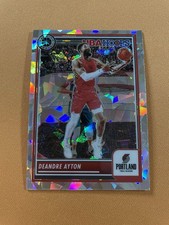2023-24 Panini NBA Hoops Premium Stock DeAndre Ayton Cracked Ice Prizm #11