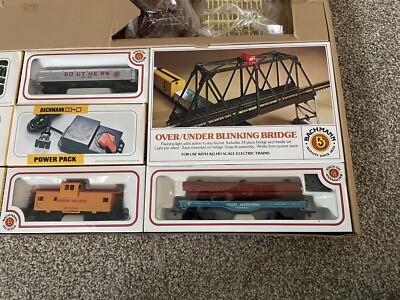 Vintage Bachmann Trail Blazer 100 Piece HO Train Set Over/Under