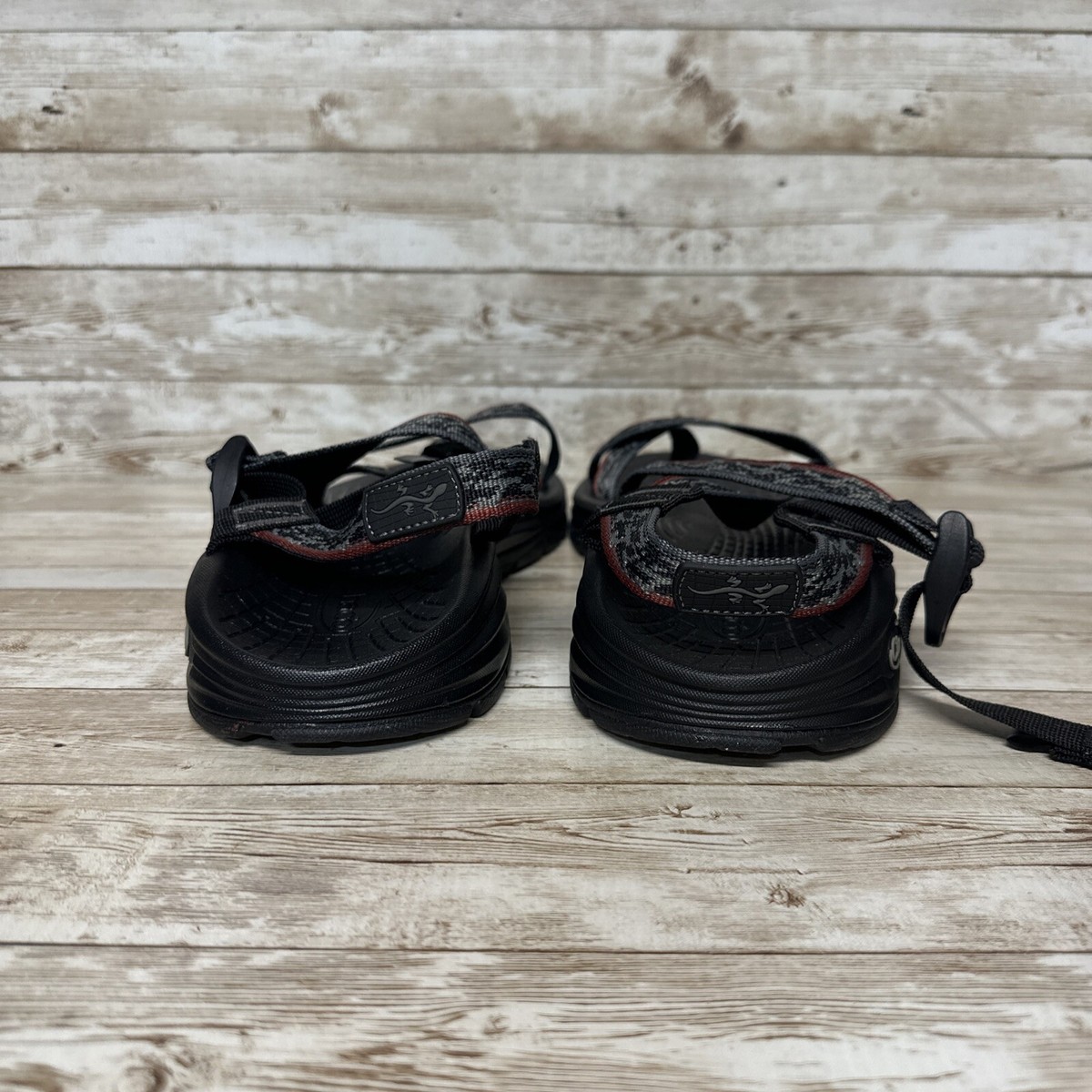 Chaco Grey/red ZVOLV 2 Distress Gris Strap Hiking Sandal  display picture 1