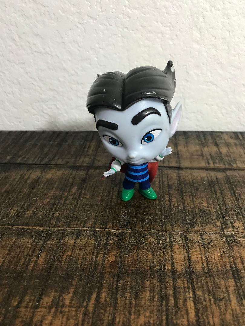 Netflix Super Monsters Drac Shadows Collectible 4-inch Figure