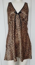 Vintage Marilyn Monroe by Warner's Satin Animal Print Nightgown Size Medium NEW 
