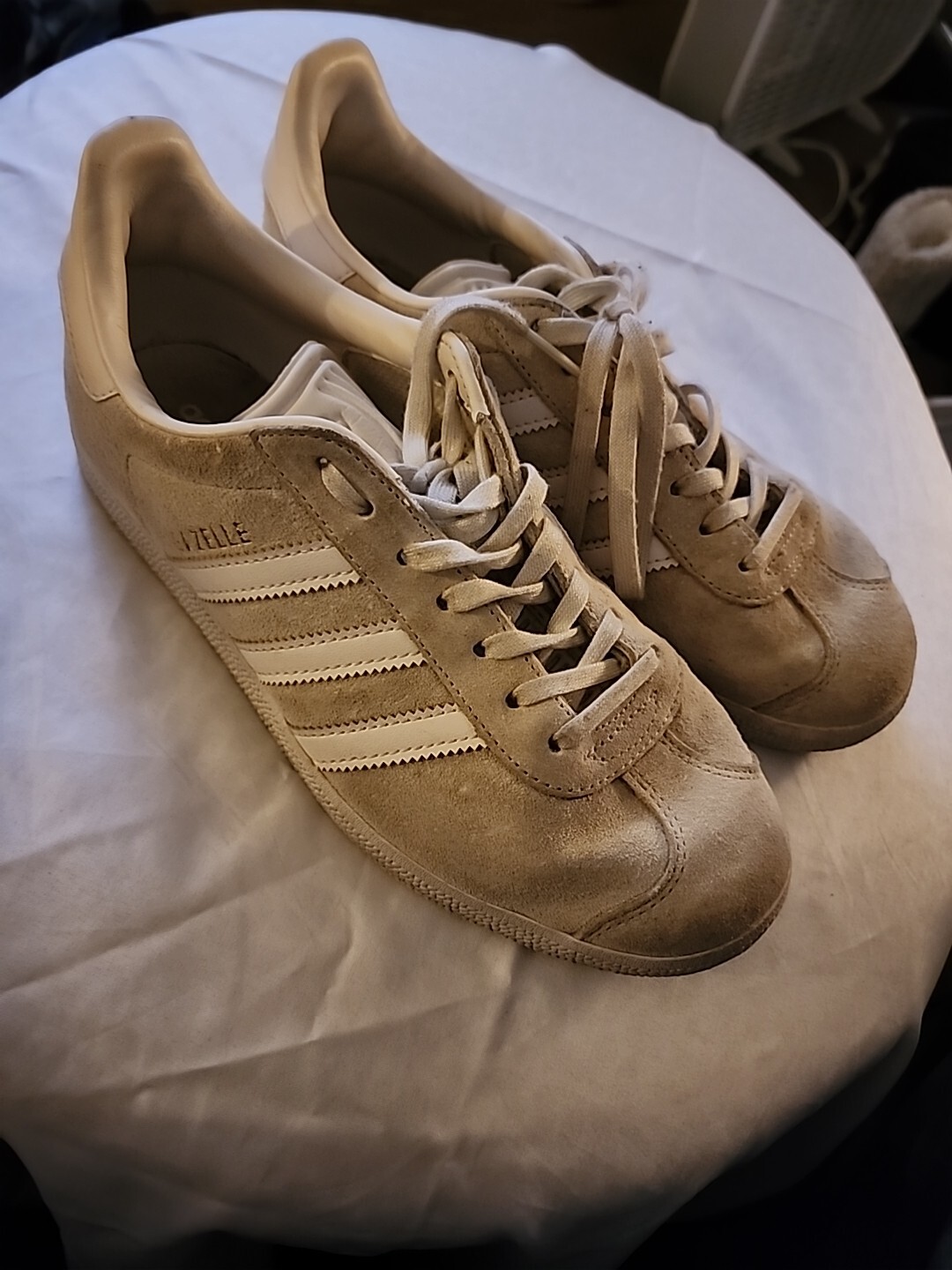 adidas Originals Gazelle Beige Sz 6.5 - image 1