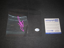 JONATHAN BAILEY signed autograph in person FUNKO POP WINDOW BRIDGERTON ACOA