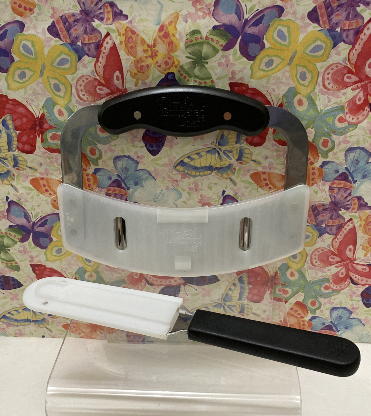 Pampered Chef Cheese Knife 1125 Protector Guard Retired 1063 Crinkle