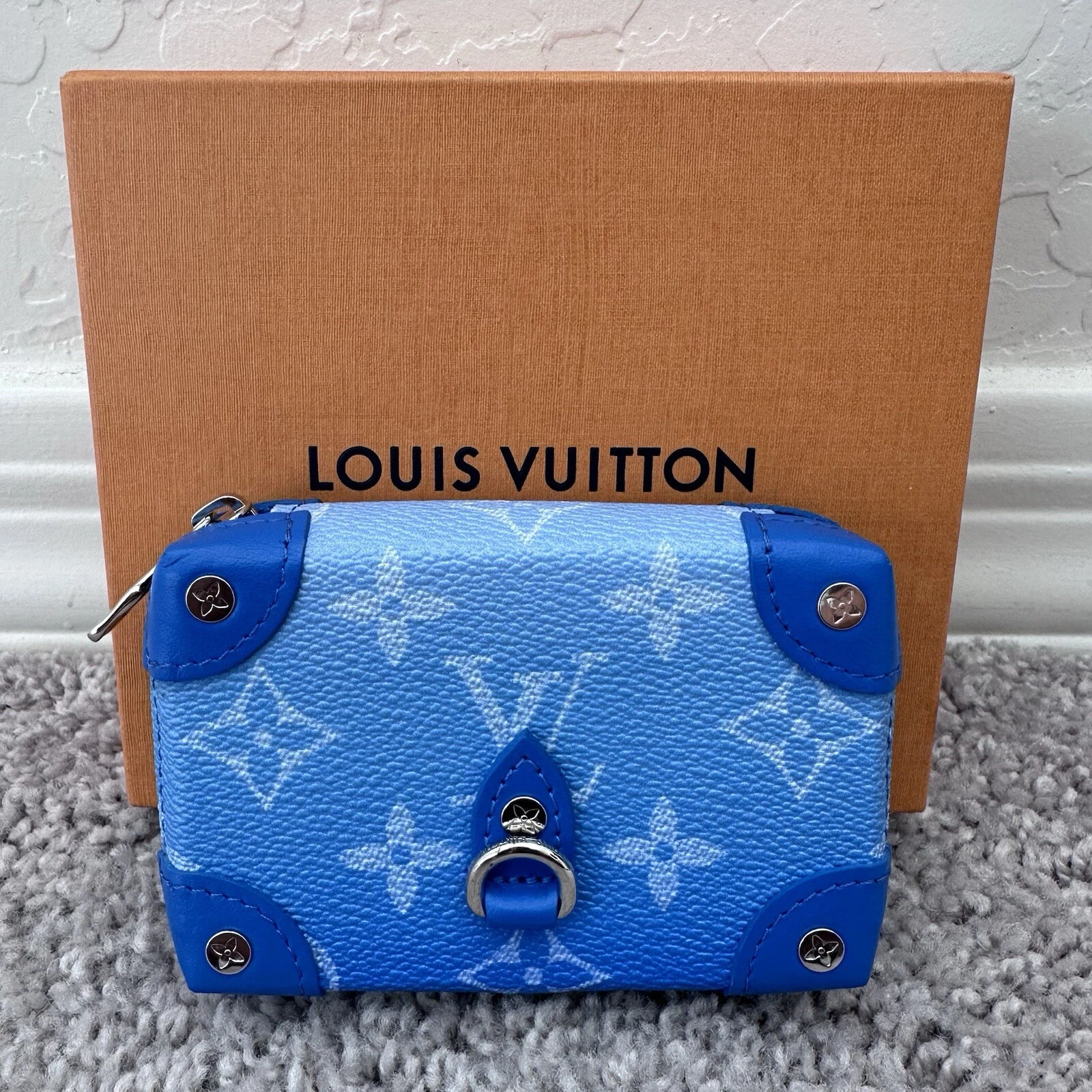 LOUIS VUITTON（LV） Louis Vuitton 2020 Monogramma Nuvola Morbido Tronchetto Collana Portafoglio 100% AUTENTICO