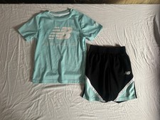Set of Athletic T-Shirt and Shorts New Balance Black / Light Blue Boys Size 5-6