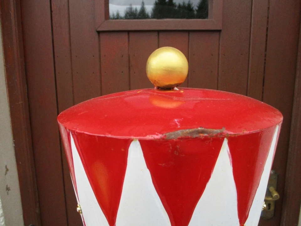 Large Nutcracker Statue - Image 3 of 4