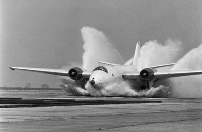 The English Electric Canberra medium bomber landing at Royal Aircr- Old Photo