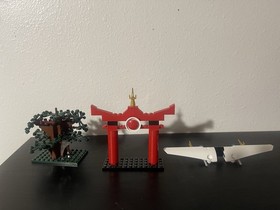 Lego Ninjago Battle for Ninjago City 70728 Instructions No Figures Rare 2014