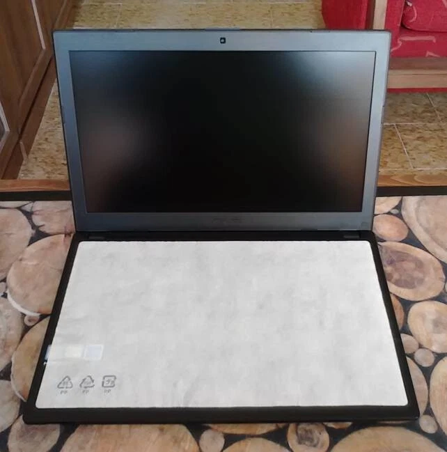 Notebook ASUS P2538U Intel i7 6500U/BGA nero RAM 4GB - Win 10 64 bit  HD 500 GB - Immagine 3 di 4