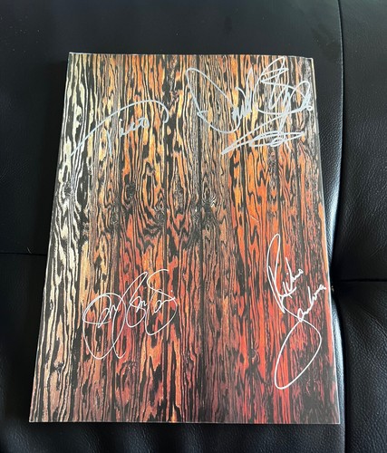 Bon Jovi CRUSH EUROPEAN TOUR BOOK PROGRAM 2000  Vintage Germany Wembley Stadium - Picture 18 of 18