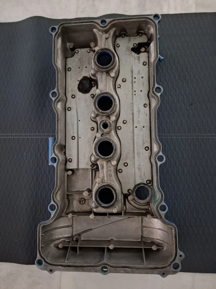 Nissan Silvia S13 180SX SR20DET Rocker Cover / Valve Cover - Image 3 of 4