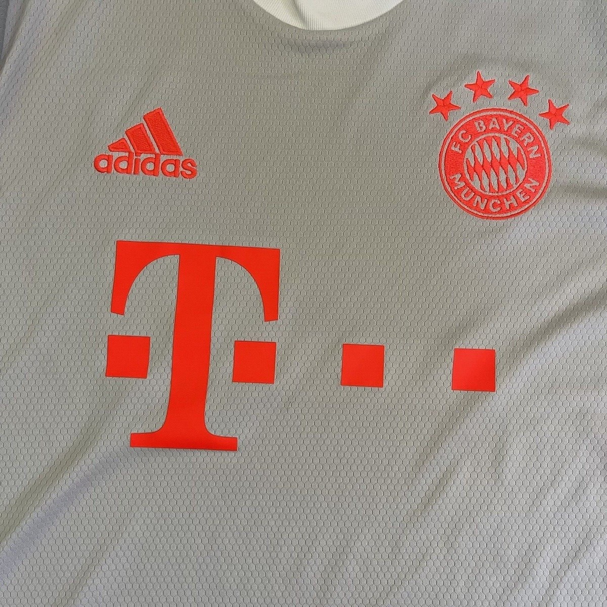 BAYERN MUNICH JERSEY 20/21 AWAY SIZE S ADULT SOCCER FOOTBALL 