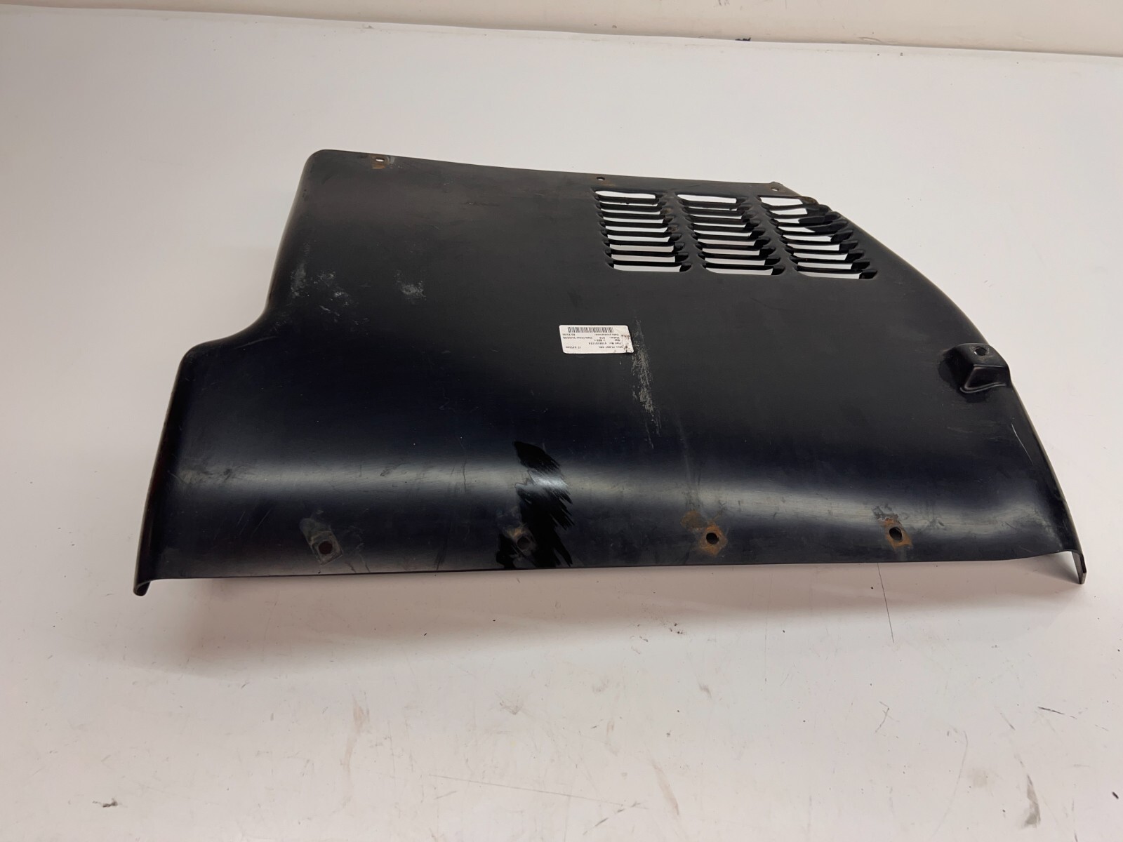 LAMBORGHINI MURCIELAGO LP640 REAR RIGHT WHEELHOUSE SHELL COVER OEM 410810172A