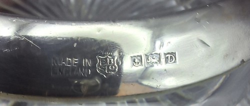 Vintage Glass Ashtray with Silver Collar – 4 1/2" 115mm. - Picture 5 of 5