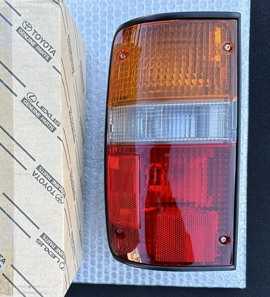 89 - 95 TOYOTA ПИКАП ЗАДНИЙ ВОДИТЕЛЬ ЛЕВАЯ СТОРОНА ЗАДНИЙ ФОНАРЬ OEM НОВЫЙ - Изображение 4 из 4