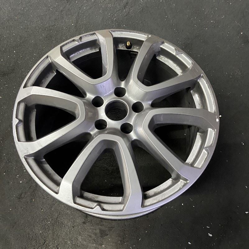 Front Maserati Levante OEM Wheel 19” 17-22 Factory Original Rim 670044699 96415