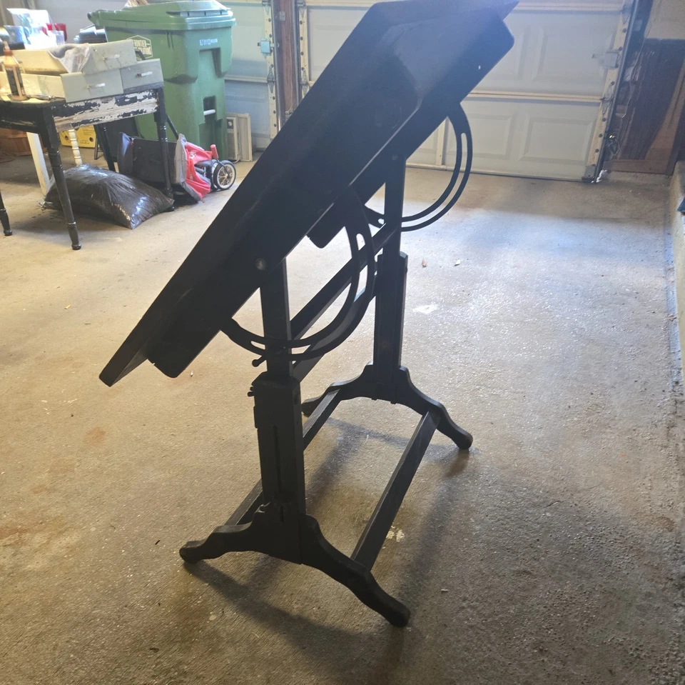 Antigua mesa de dibujo de roble macizo de Frederick Post. Ajustable. Herrajes de hierro. Foto 3 de 4