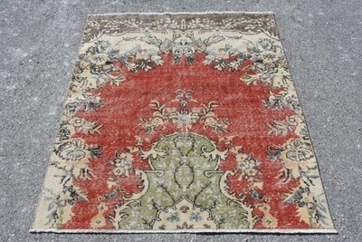 4,5x5,1 ft Turkish Rug, Vintage Rug, Red Patchwork Wool Rug