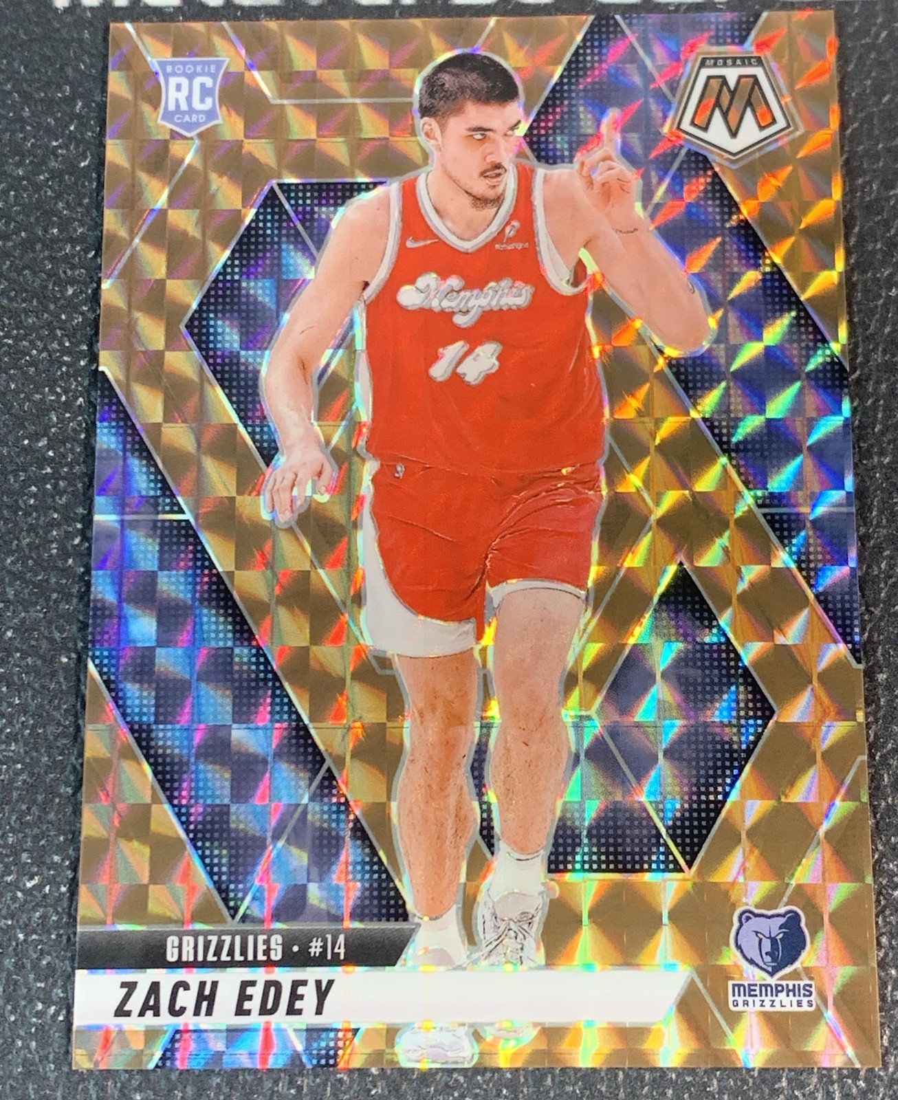 2024-25 Panini Mosaic Zach Edey #248 RC Rookie Bronze /75
