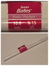 Plastic Crochet Hook Size N15/10mm B2406 Susan Bates - NEW