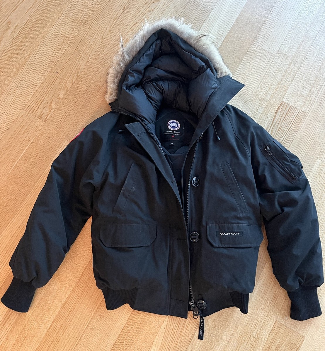 Canada Goose Womens Large Bomber