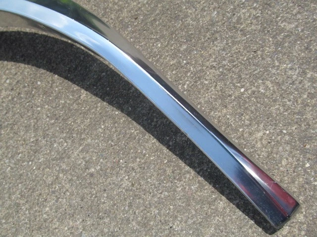 1977 1978 1979 Chevy Nova right rear wheel opening molding NOS GM - Image 2 of 4