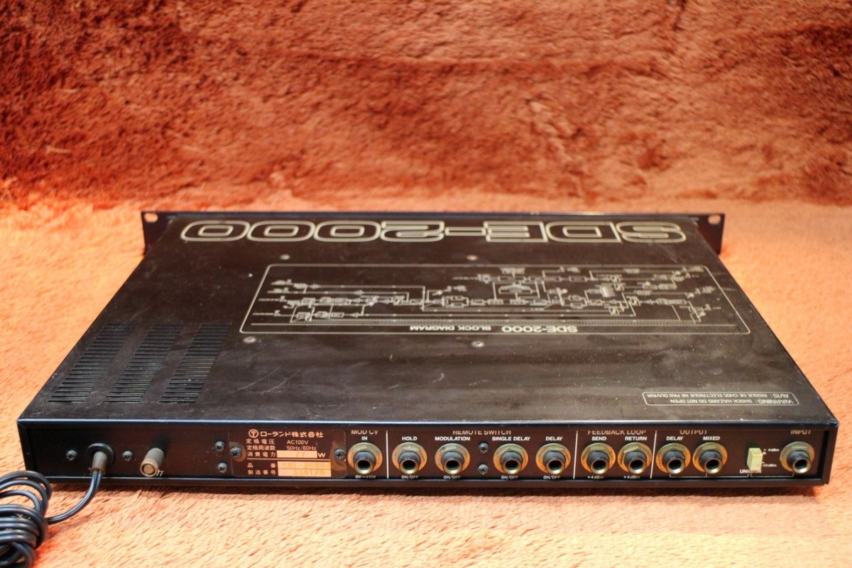 USED Roland SDE-2000 2000 Digital Delay Rack Effect Vintage USED Roland SDE-2000 2000 Digital Delay Rack Effect Vintage