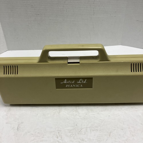 Vintage Artist. Ltd Pianica-good condition