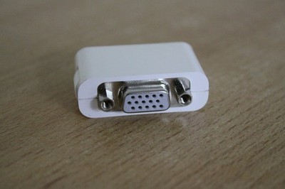 Original Apple DVI-VGA Adapter