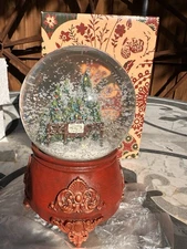 Taylor Swift Christmas Tree Farm Snow Globe