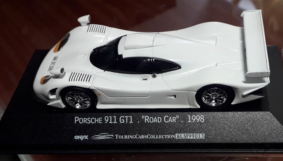 ONYX 1/43 XLM99013 PORSCHE 911 GT1 ROAD CAR BIANCO 1998 leggi descrizione - Immagine 2 di 4