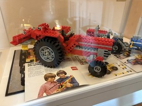 Lego Technic Vintage 952: Pristine: Mint: Collectors Quality + 8841 Mint