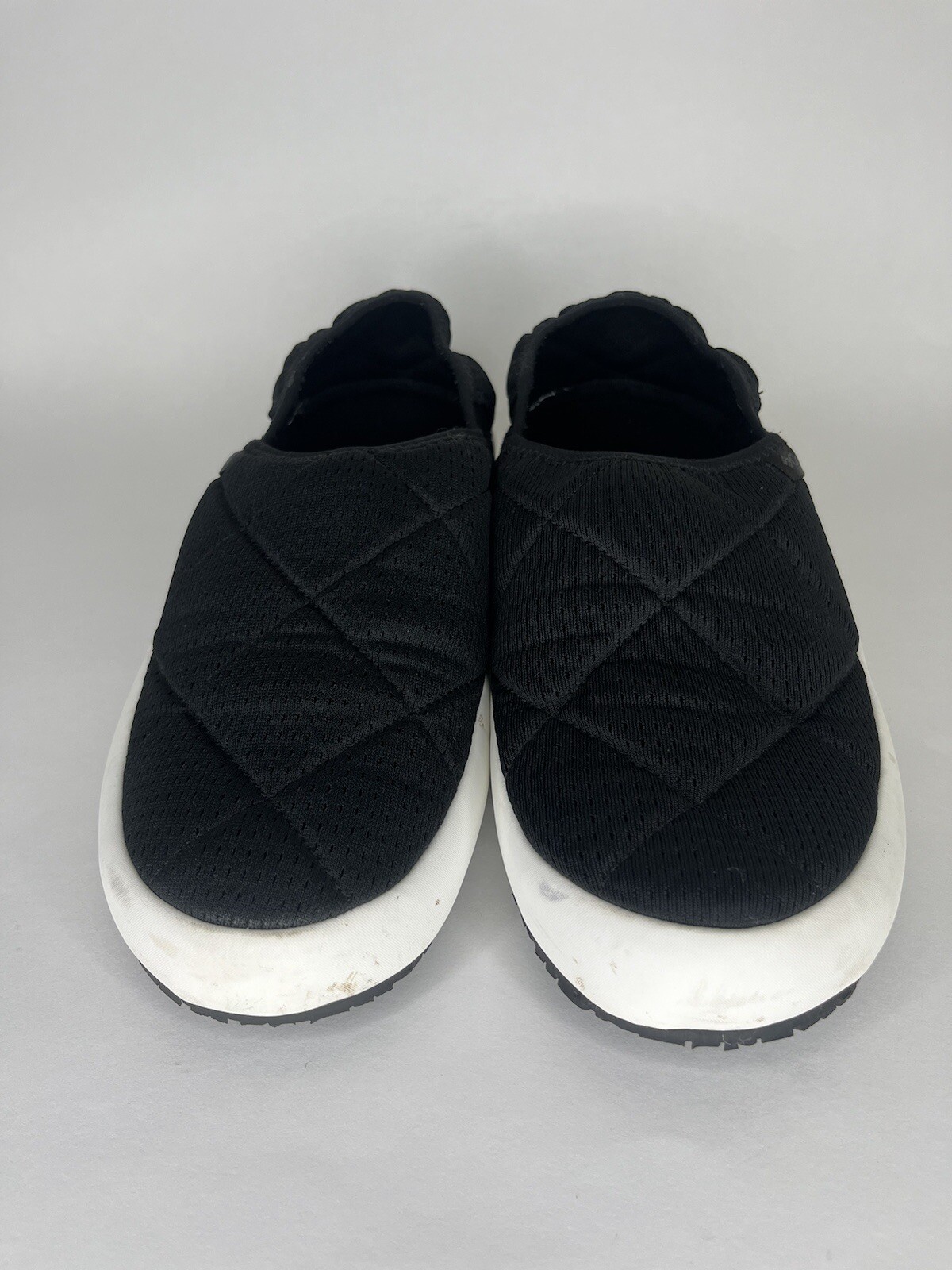 Columbia Slippers Shoes Men Size 9 Black Quilted Textile Upper Slip Ons Loafers 