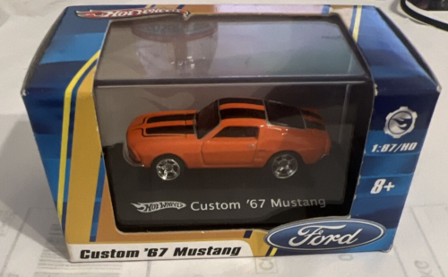 2008 Hot Wheels Custom '67 Ford Mustang Orange 1:87 Diecast w/Display Case - Picture 1 of 7