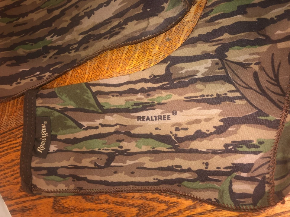 Remington Realtree Camo Size Large Neoprene Boot Liners-VNC - Image 2 of 4