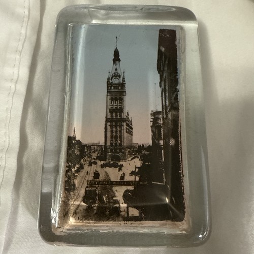  Milwaukee, Wisconsin vintage Paperweight W/ Mirror