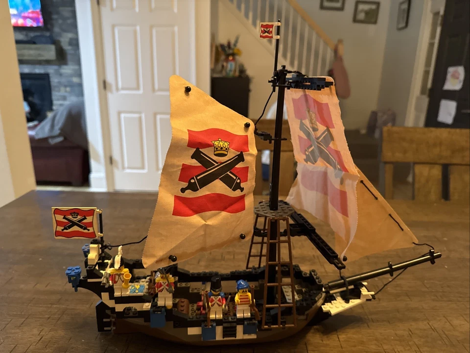 LEGO Piratas: Buque insignia imperial (6271) Barco pirata de colección Foto 2 de 4