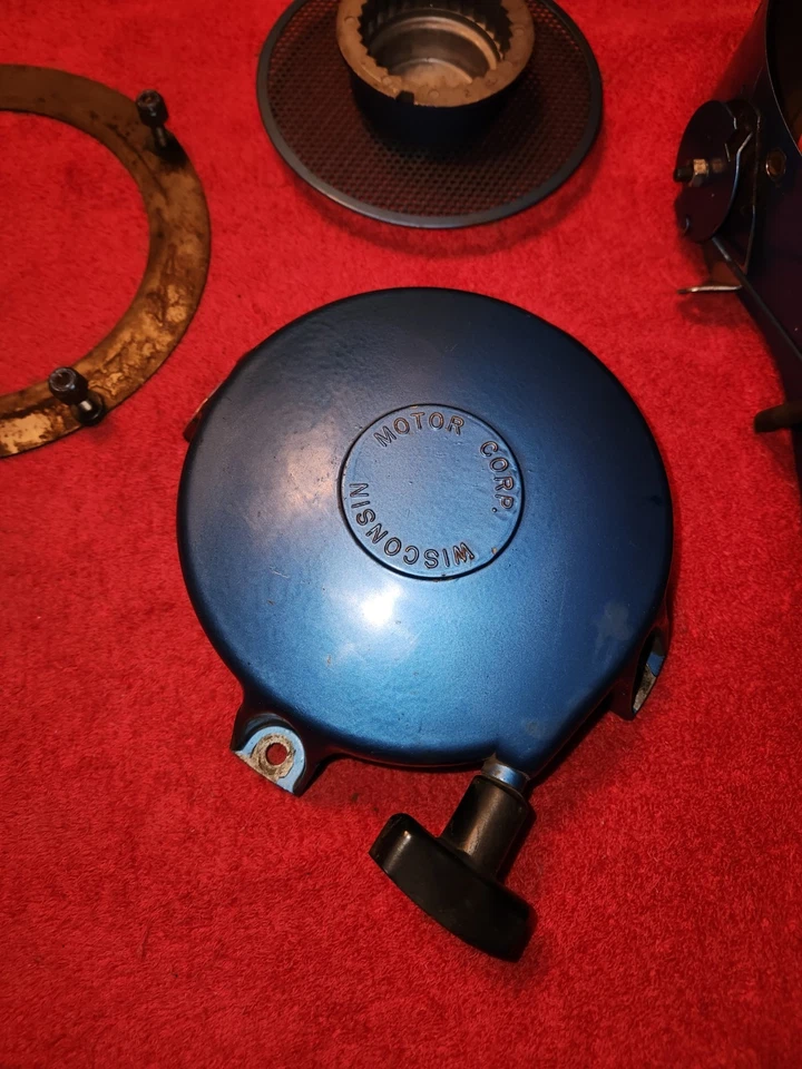 1967 Wisconsin S-7D Parts Lot. Recoil Starter, Blower Housing, Starter Cup Used - Image 4 of 4